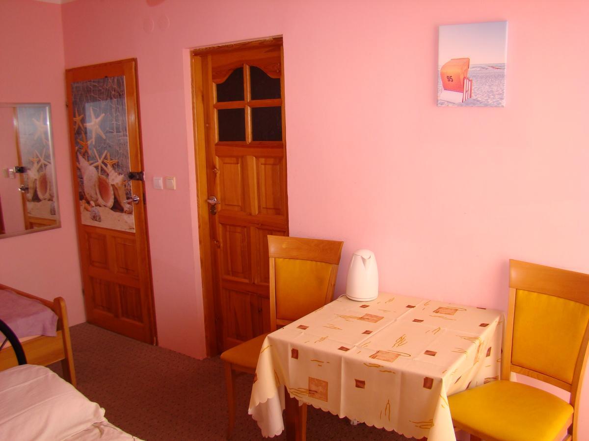 Dom Pod Gruszka Pobierowo Exterior foto