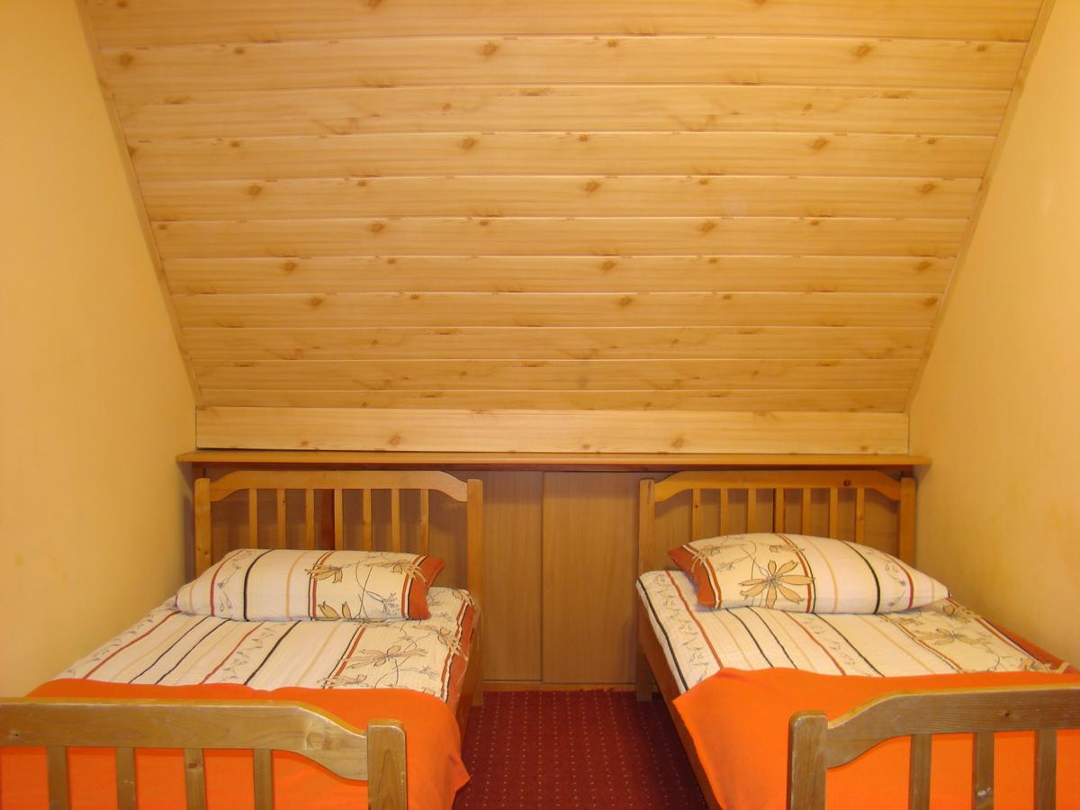 Dom Pod Gruszka Pobierowo Exterior foto